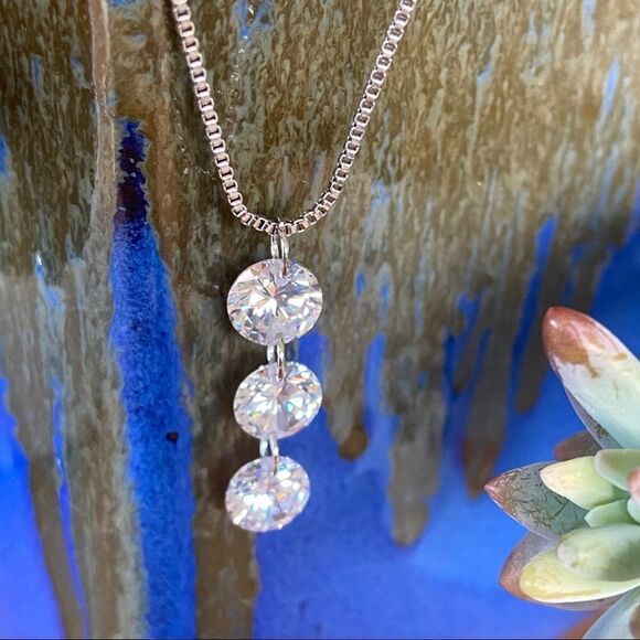 Drill Drop Swarovski Crystal Necklace 3 Cascading  Crystals - Picture 1 of 8